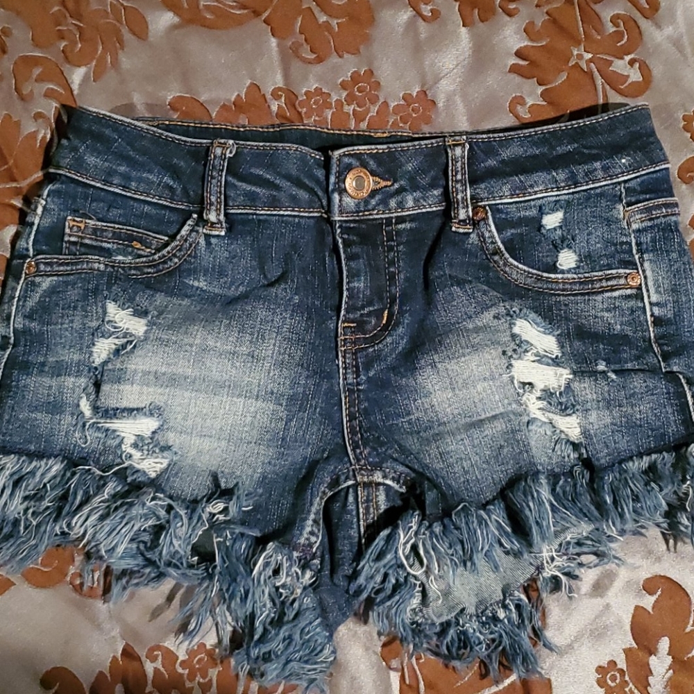 Cute Denim shorts Juniors size 1